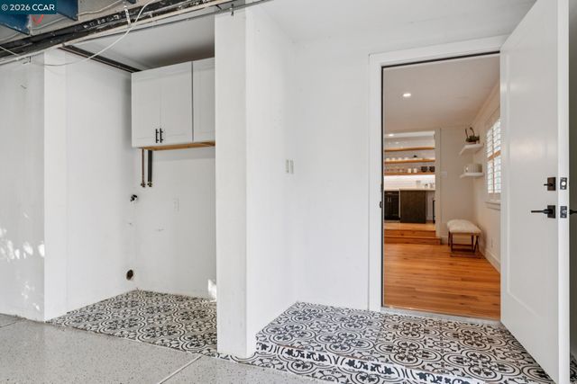 2065 Stewart Ave, Walnut Creek, CA 94596