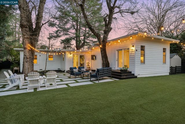 2065 Stewart Ave, Walnut Creek, CA 94596