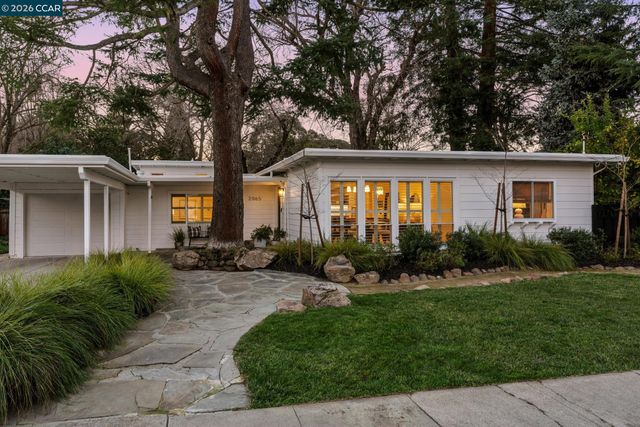 2065 Stewart Ave, Walnut Creek, CA 94596