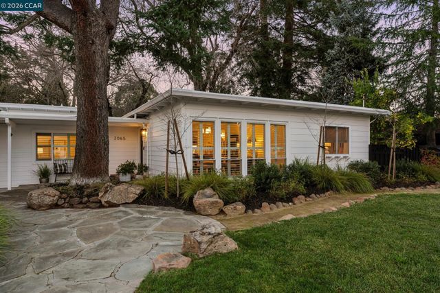 2065 Stewart Ave, Walnut Creek, CA 94596