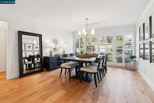 2065 Stewart Ave, Walnut Creek, CA 94596