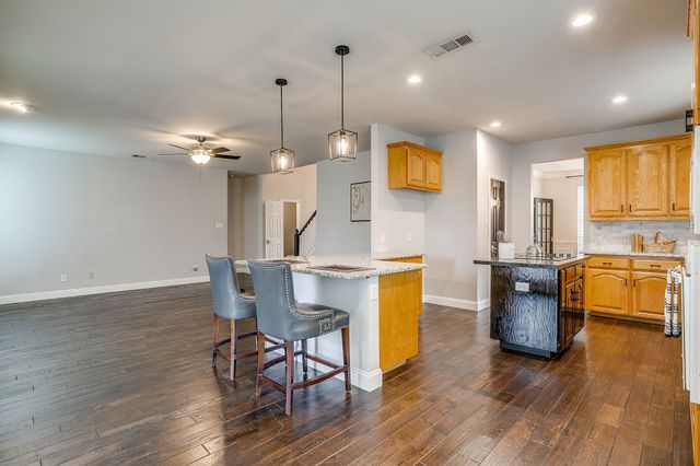 6112 Fannin Drive, Arlington, TX 76001