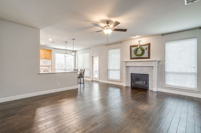 6112 Fannin Drive, Arlington, TX 76001