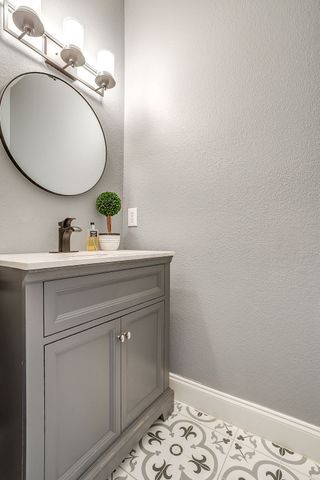 6112 Fannin Drive, Arlington, TX 76001