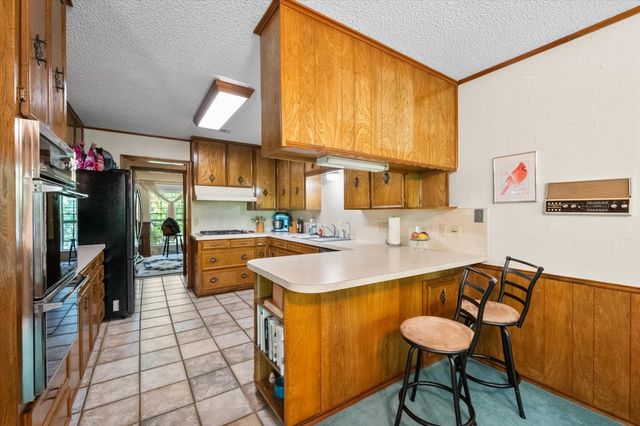 2213 Shadywood Court, Arlington, TX 76012