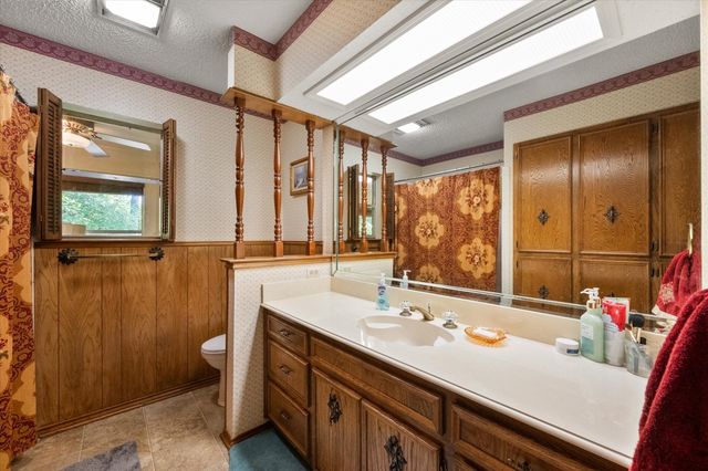 2213 Shadywood Court, Arlington, TX 76012