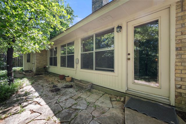 2213 Shadywood Court, Arlington, TX 76012