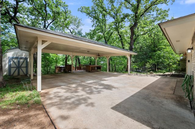 2213 Shadywood Court, Arlington, TX 76012