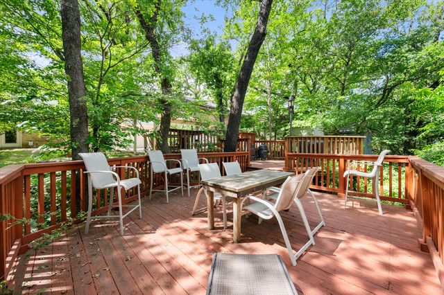 2213 Shadywood Court, Arlington, TX 76012