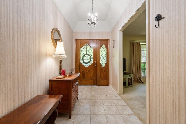 2213 Shadywood Court, Arlington, TX 76012