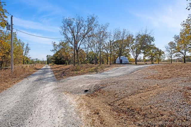 128 2137 Road, Bartlesville, OK 74003