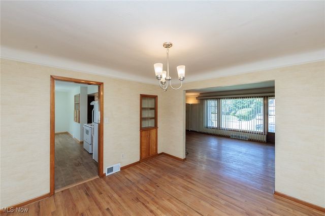 2207 Campus Road, Beachwood, OH 44122