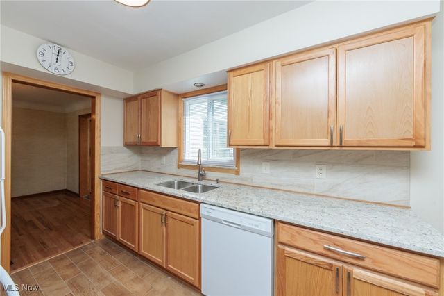 2207 Campus Road, Beachwood, OH 44122