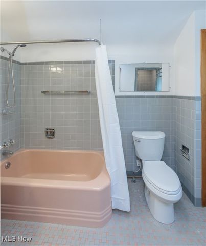 2207 Campus Road, Beachwood, OH 44122