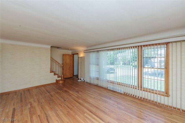 2207 Campus Road, Beachwood, OH 44122