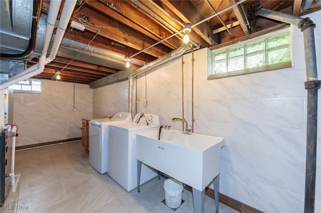 2207 Campus Road, Beachwood, OH 44122