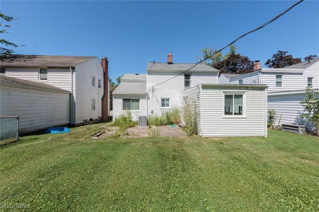 2207 Campus Road, Beachwood, OH 44122