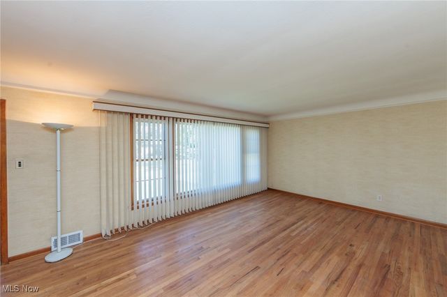 2207 Campus Road, Beachwood, OH 44122