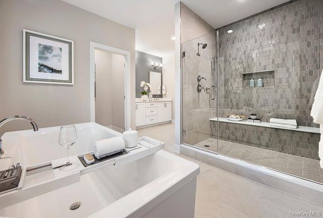 6 Marker Ridge 3, Irvington, NY 10533