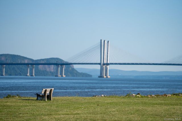 6 Marker Ridge 3, Irvington, NY 10533