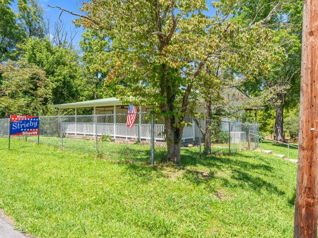 283 Gum St, Tracy City, TN 37387