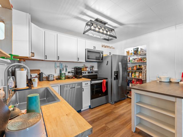 283 Gum St, Tracy City, TN 37387