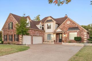 352 Leeward Circle, Azle, TX 76020