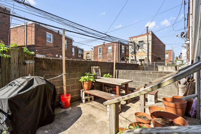 1718 SNYDER, Philadelphia, PA 19145
