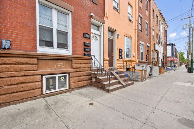 1718 SNYDER, Philadelphia, PA 19145