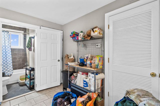 1718 SNYDER, Philadelphia, PA 19145