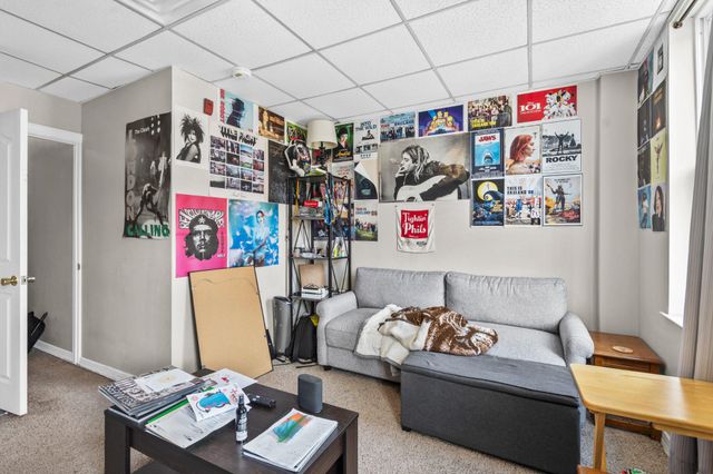 1718 SNYDER, Philadelphia, PA 19145