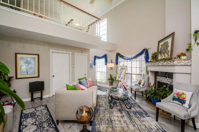 5204 Breckenridge Drive, Houston, TX 77066