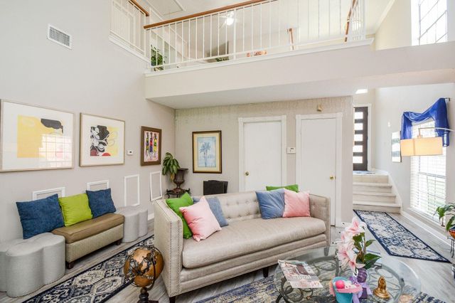 5204 Breckenridge Drive, Houston, TX 77066