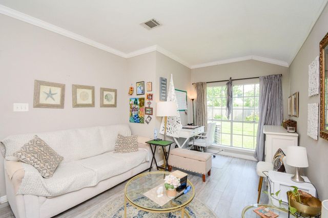 5204 Breckenridge Drive, Houston, TX 77066