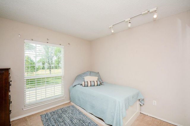 5204 Breckenridge Drive, Houston, TX 77066