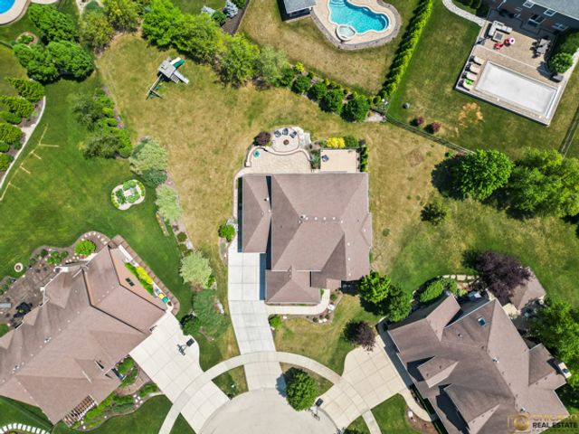 13119 Kinsale Court, Lemont, IL 60439