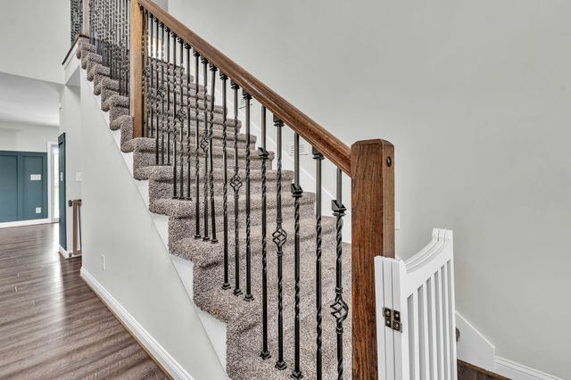270 Harper Rd, Clarksville, TN 37043
