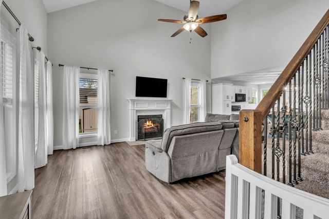270 Harper Rd, Clarksville, TN 37043