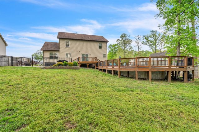 270 Harper Rd, Clarksville, TN 37043