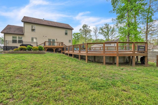 270 Harper Rd, Clarksville, TN 37043