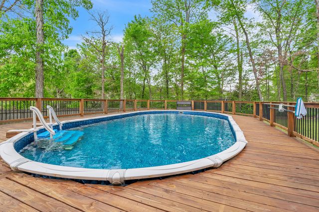 270 Harper Rd, Clarksville, TN 37043