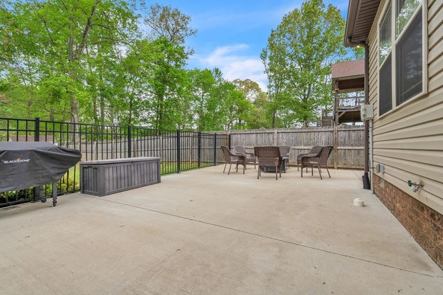 270 Harper Rd, Clarksville, TN 37043