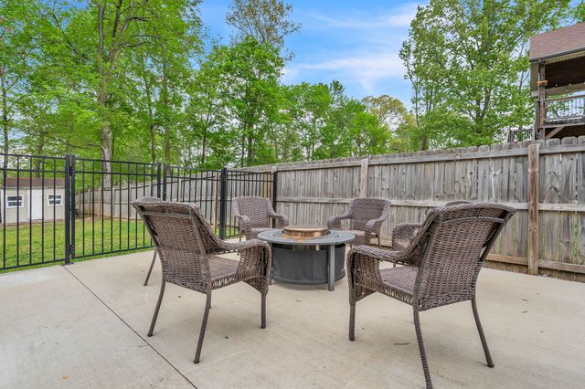 270 Harper Rd, Clarksville, TN 37043