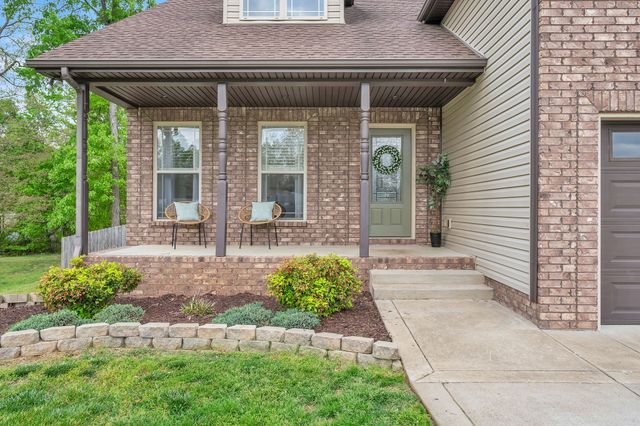 270 Harper Rd, Clarksville, TN 37043