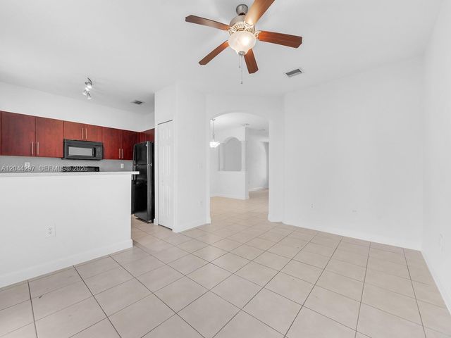 2482 SE 15th Court, Homestead, FL 33035