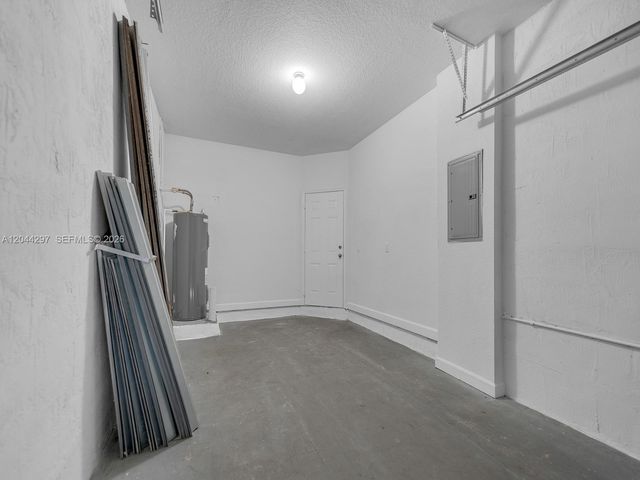 2482 SE 15th Court, Homestead, FL 33035