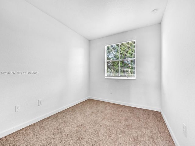 2482 SE 15th Court, Homestead, FL 33035
