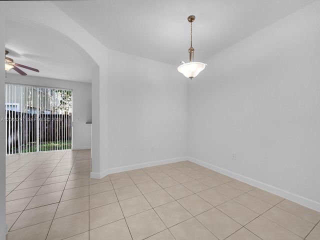 2482 SE 15th Court, Homestead, FL 33035
