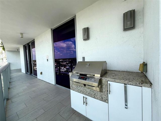 1180 N FEDERAL Highway 809, Fort Lauderdale, FL 33304