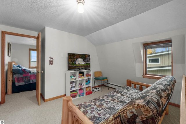 140 Forest Lawn, Cadillac, MI 49601